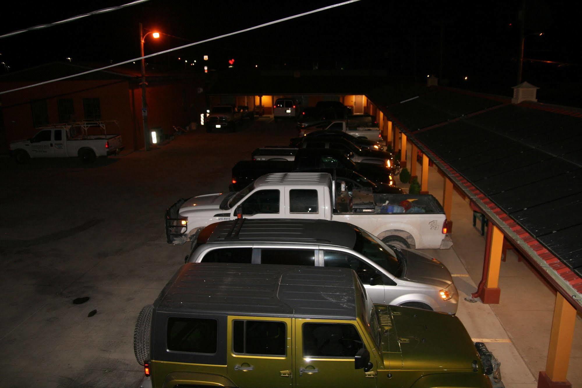 Budget Inn Artesia Luaran gambar
